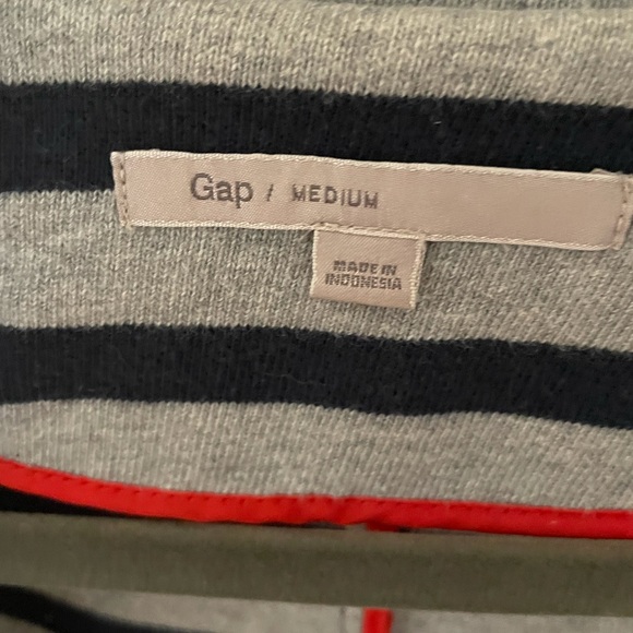 Blazer - Picture 3 of 3